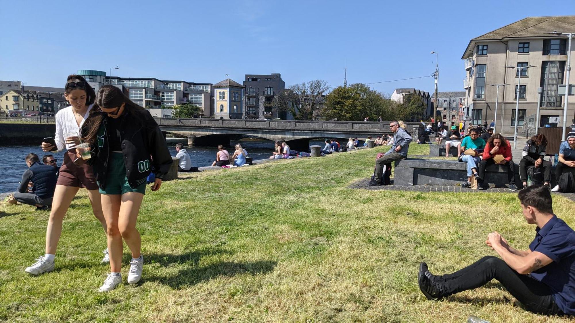 Heart Of City Centre Stunning View Galway Exterior foto