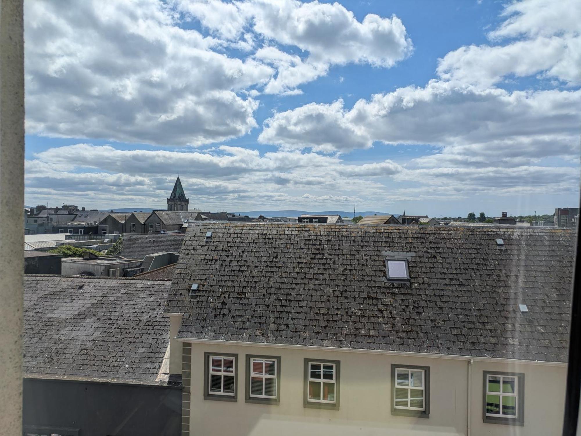 Heart Of City Centre Stunning View Galway Exterior foto